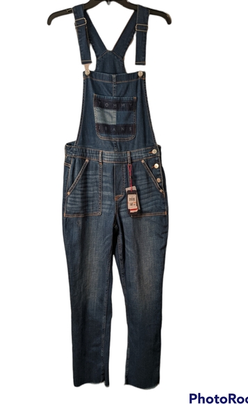 TOMMY HILFIGER Soft Denim Overalls Cropped Raw Hem Logo 6 New with Tags - Picture 1 of 8